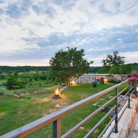 Ana-marija With Pool & Panoramic Nature Views *