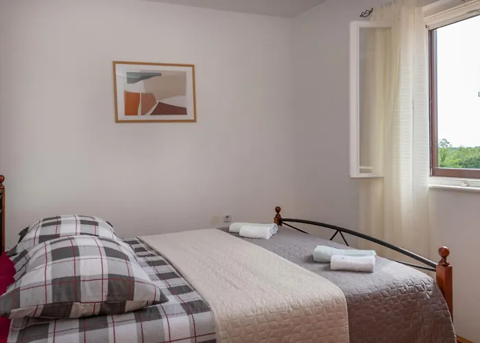 Ana-marija With Pool & Panoramic Nature Views *