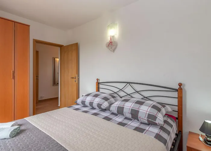 Σπίτι διακοπών Ana-marija With Pool & Panoramic Nature Views *