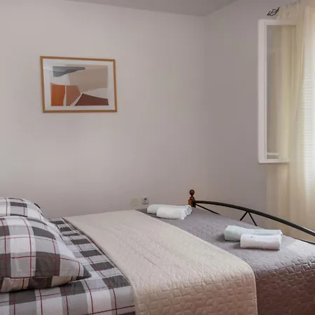 Ana-marija With Pool & Panoramic Nature Views *